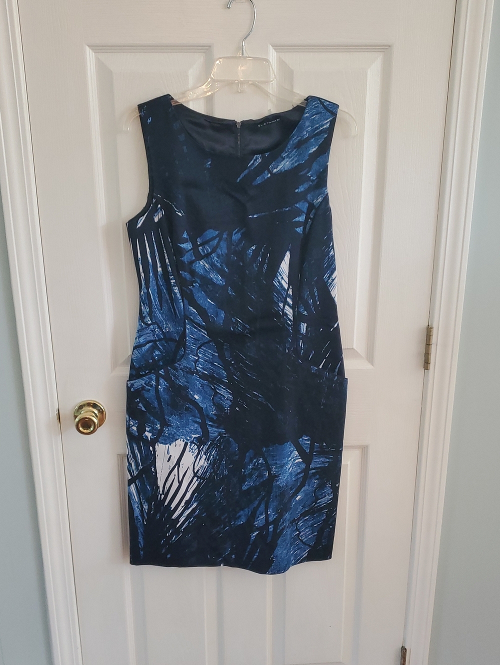 Elie Tahari Navy and Blue Abstract Sheath Dress